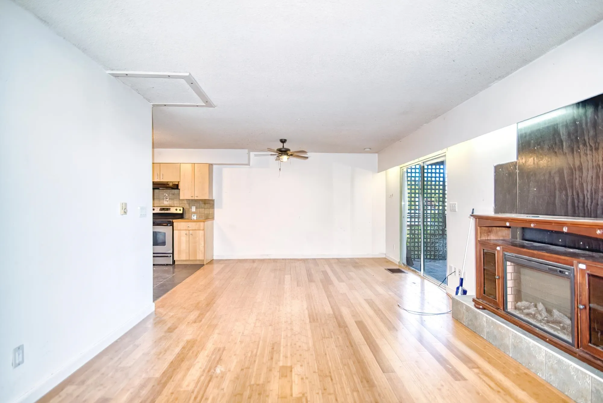6533 Meier Road