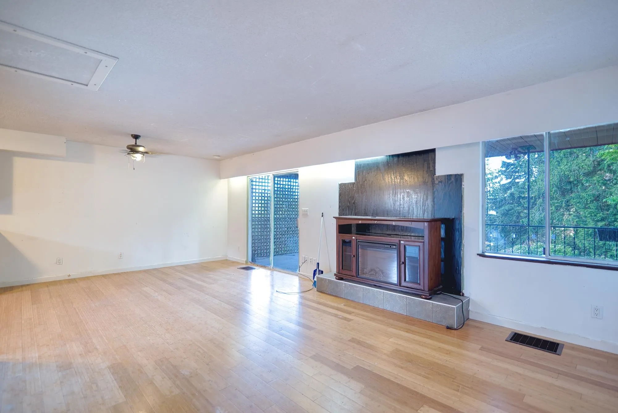 6533 Meier Road