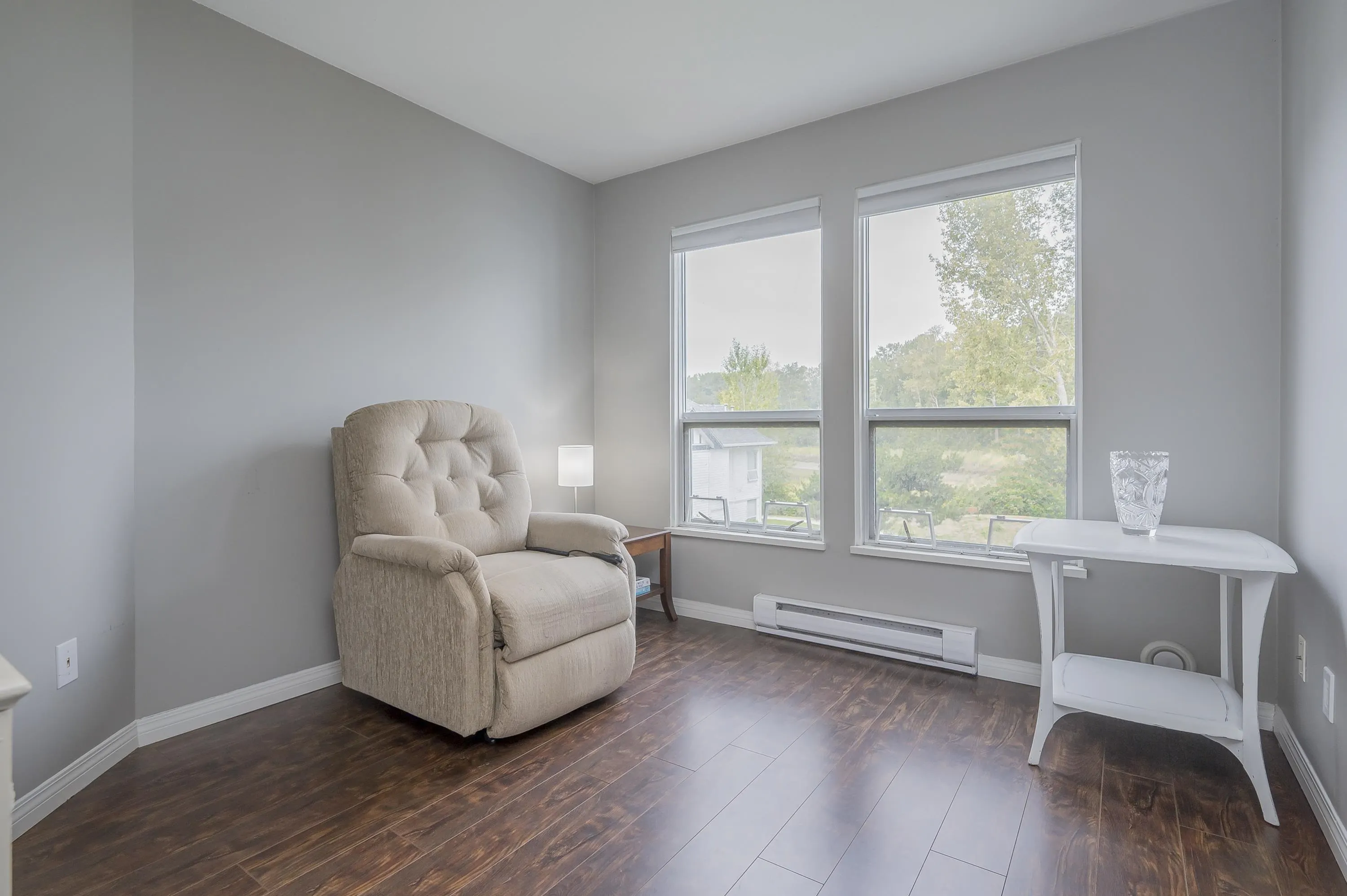 307 4955 River Road