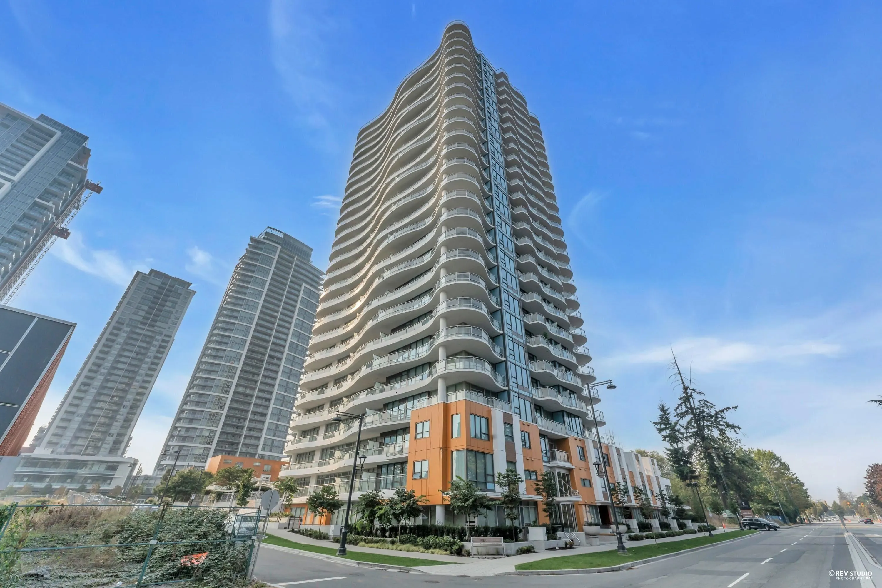 1304 13318 104 Avenue