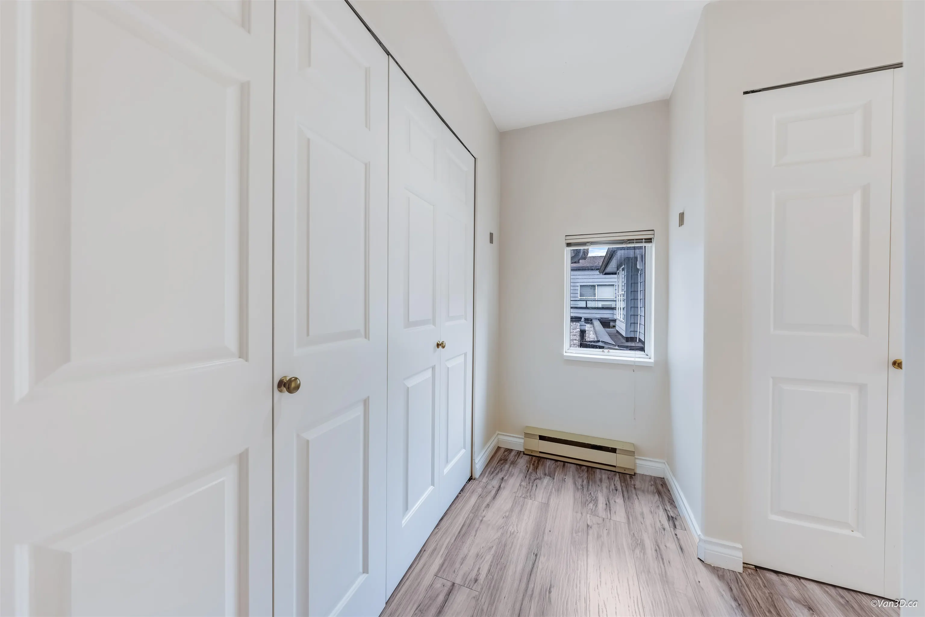 27 7695 St. Albans Road