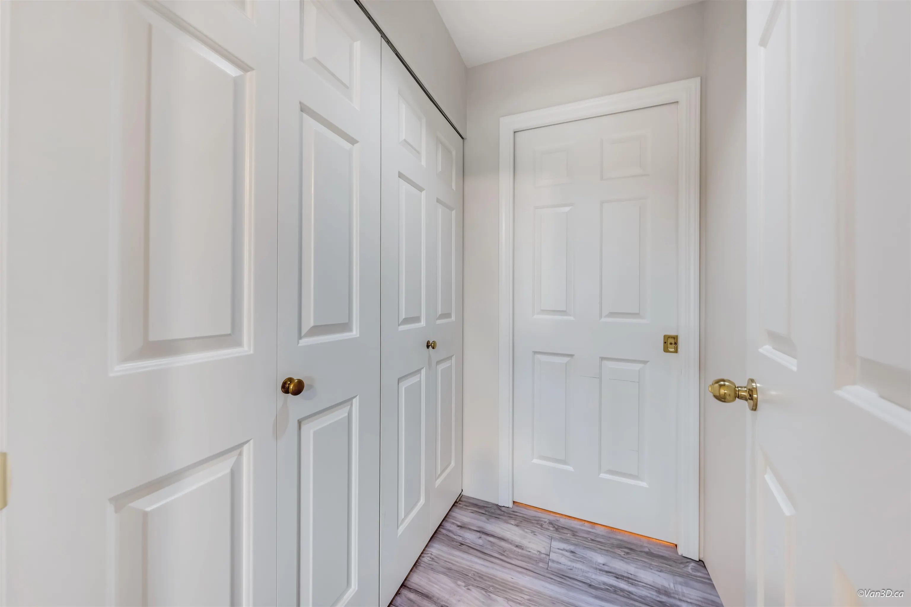 27 7695 St. Albans Road