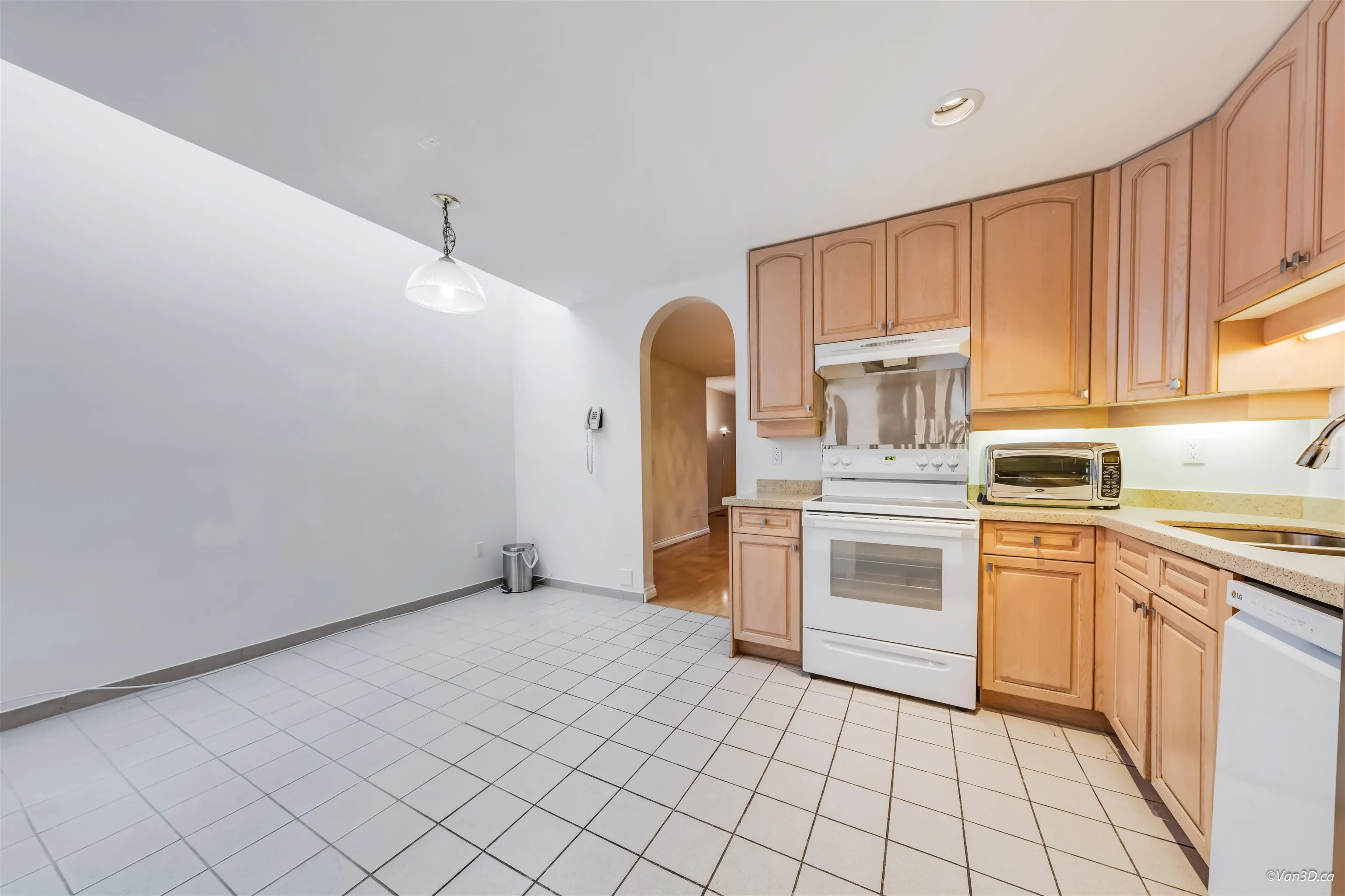 27 7695 St. Albans Road