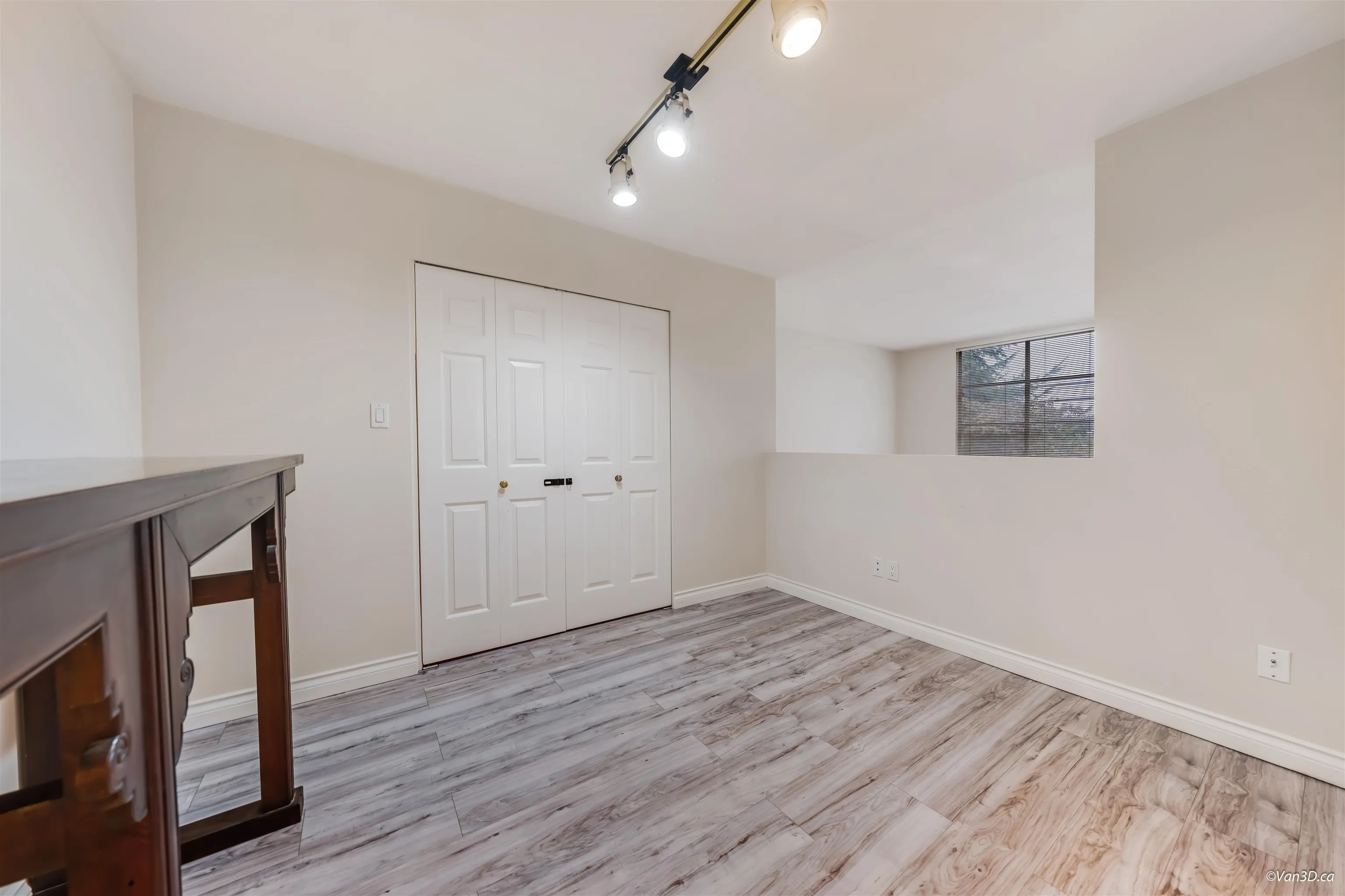 27 7695 St. Albans Road