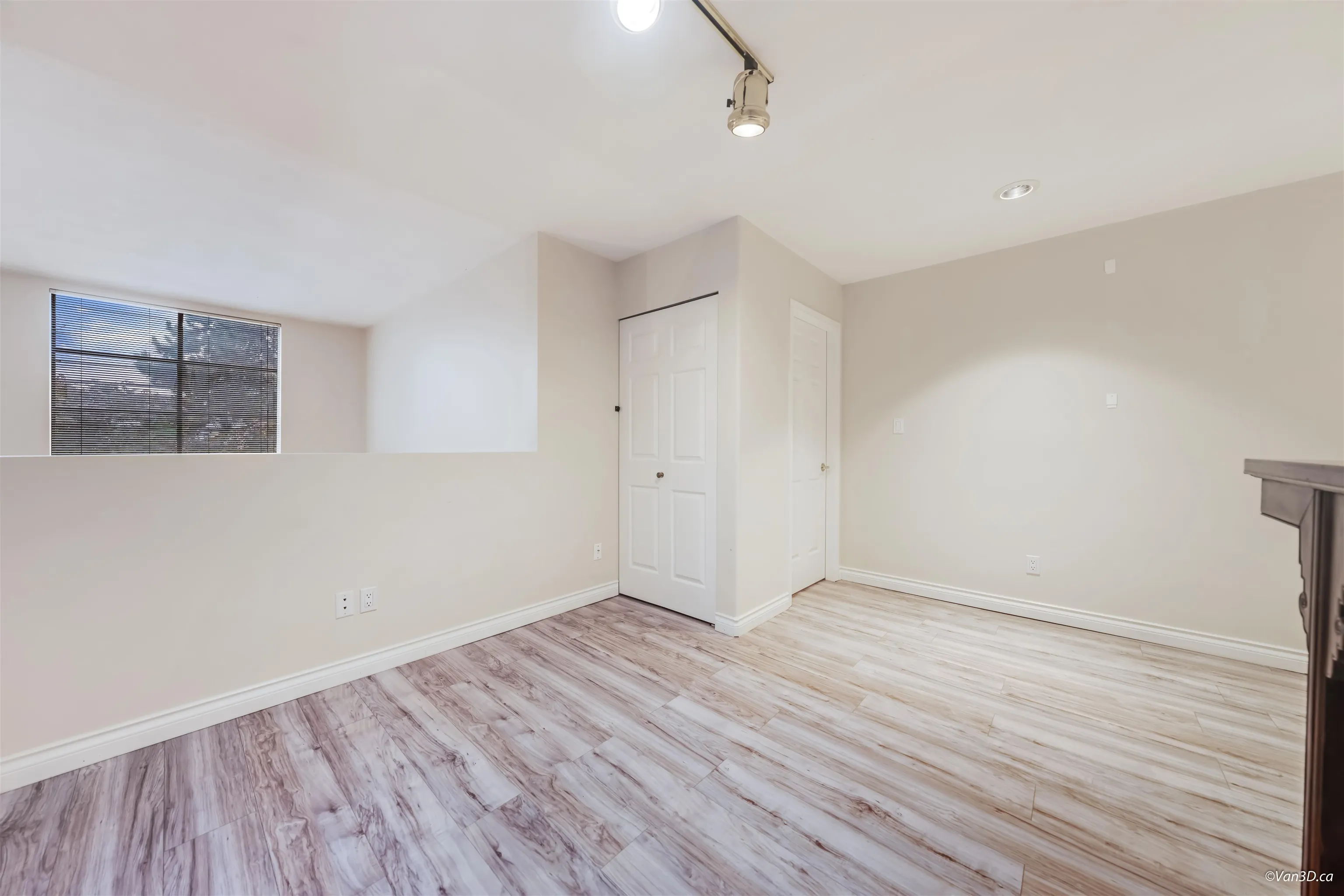 27 7695 St. Albans Road