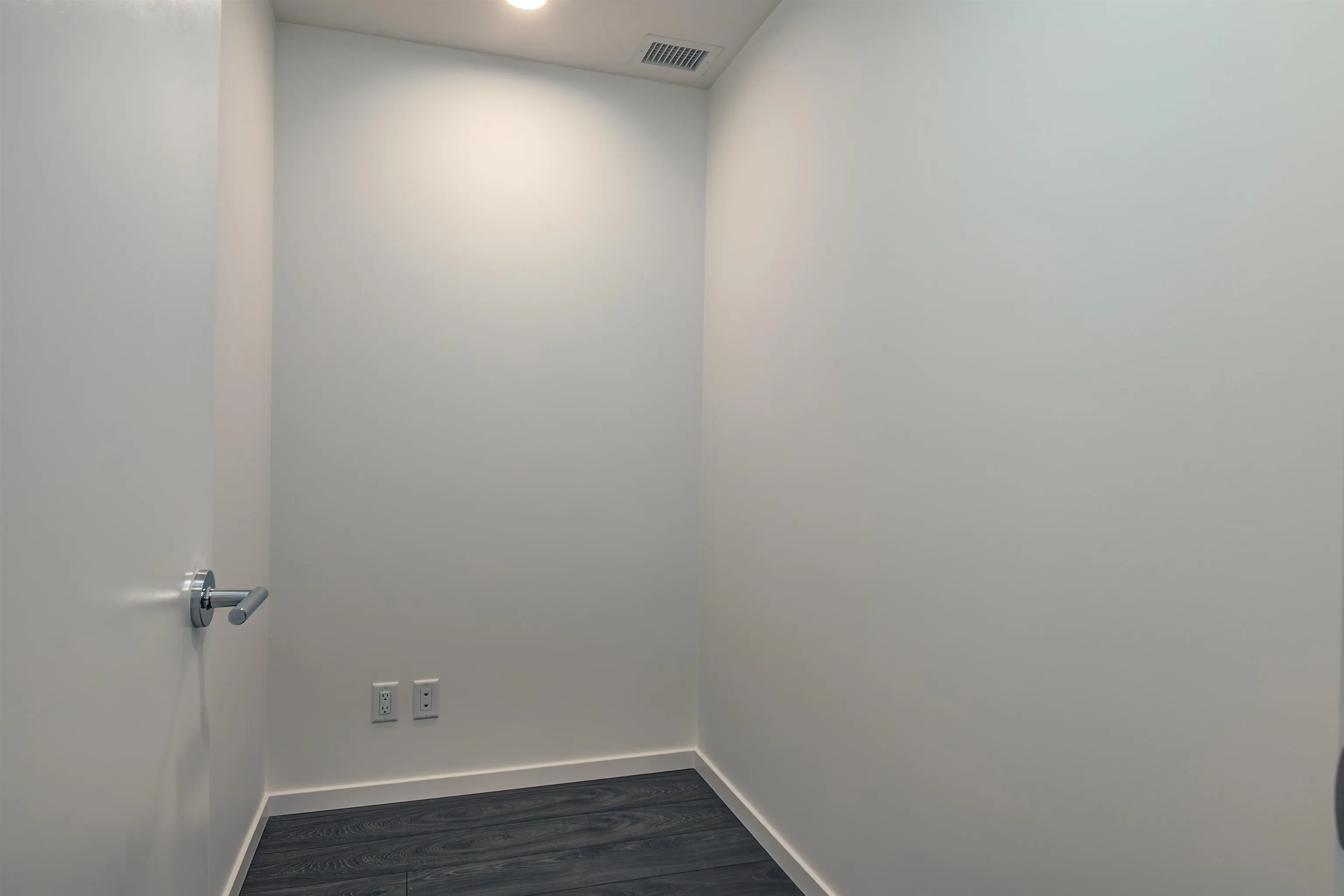 765 6600 Minoru Boulevard