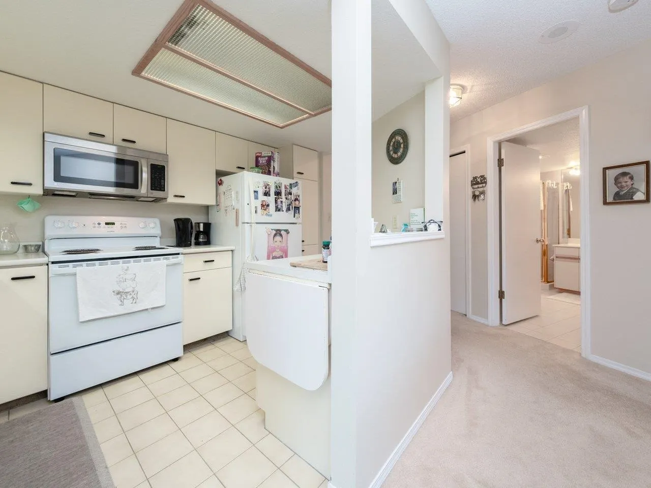 304 995 Roche Point Drive