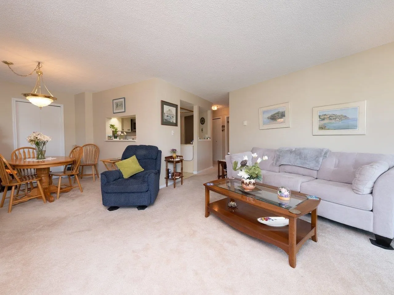 304 995 Roche Point Drive