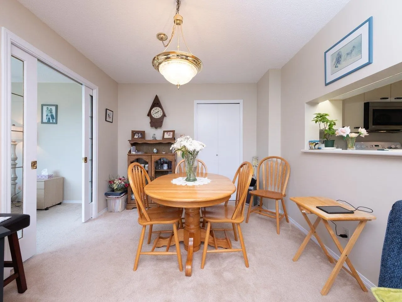 304 995 Roche Point Drive