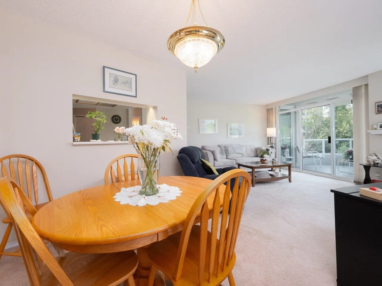 304 995 Roche Point Drive