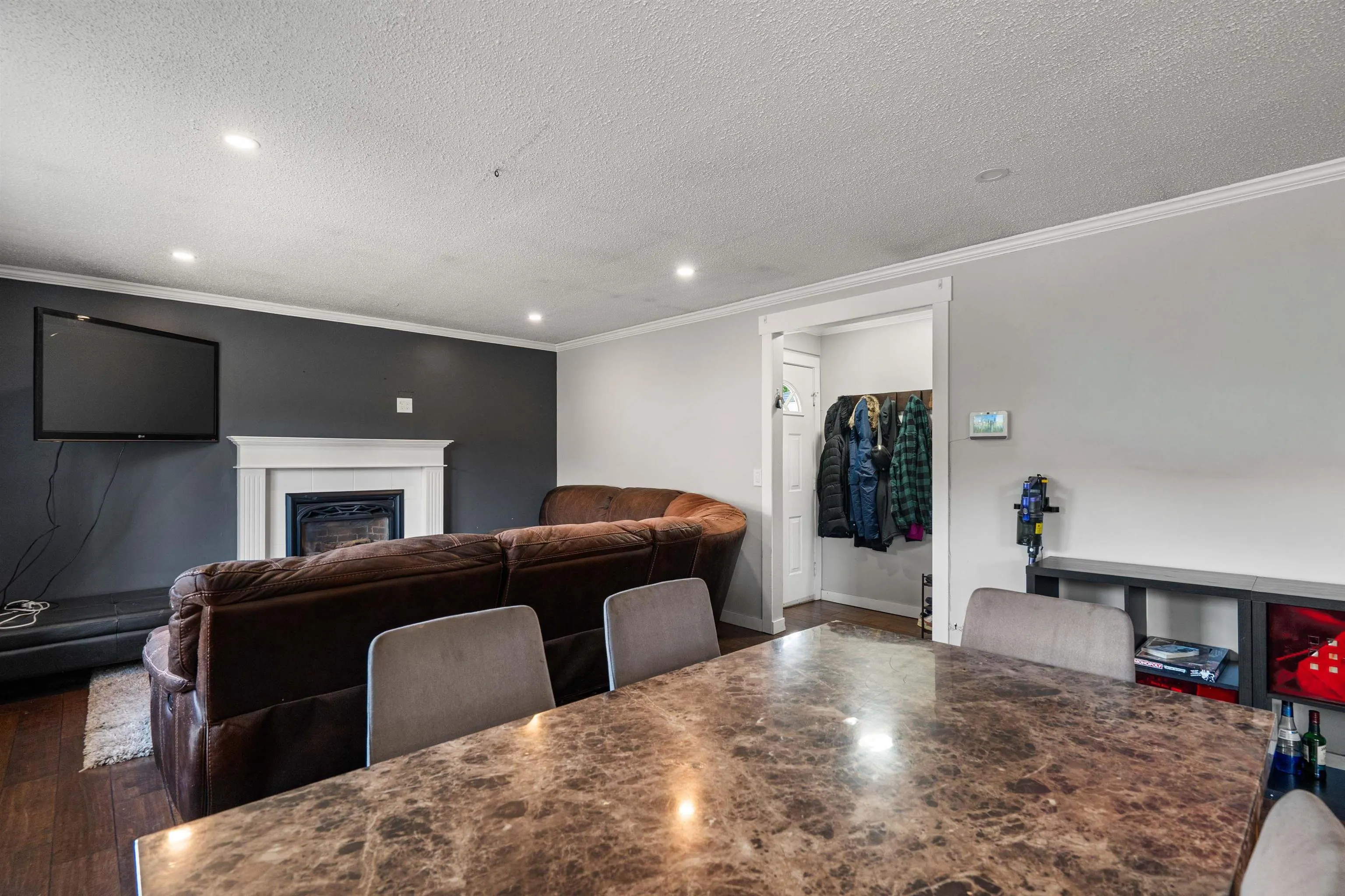 2751 Sandon Drive