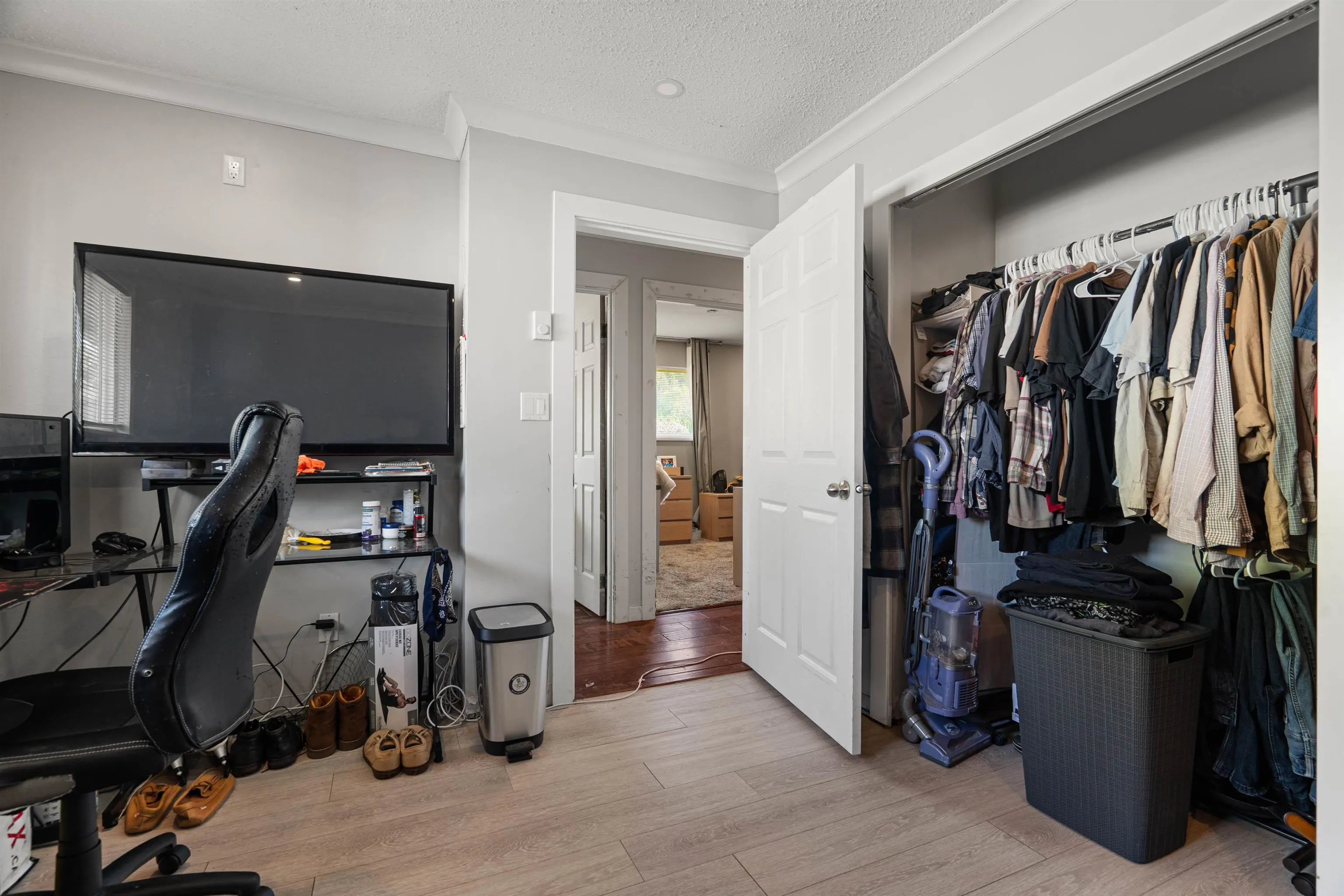 2751 Sandon Drive