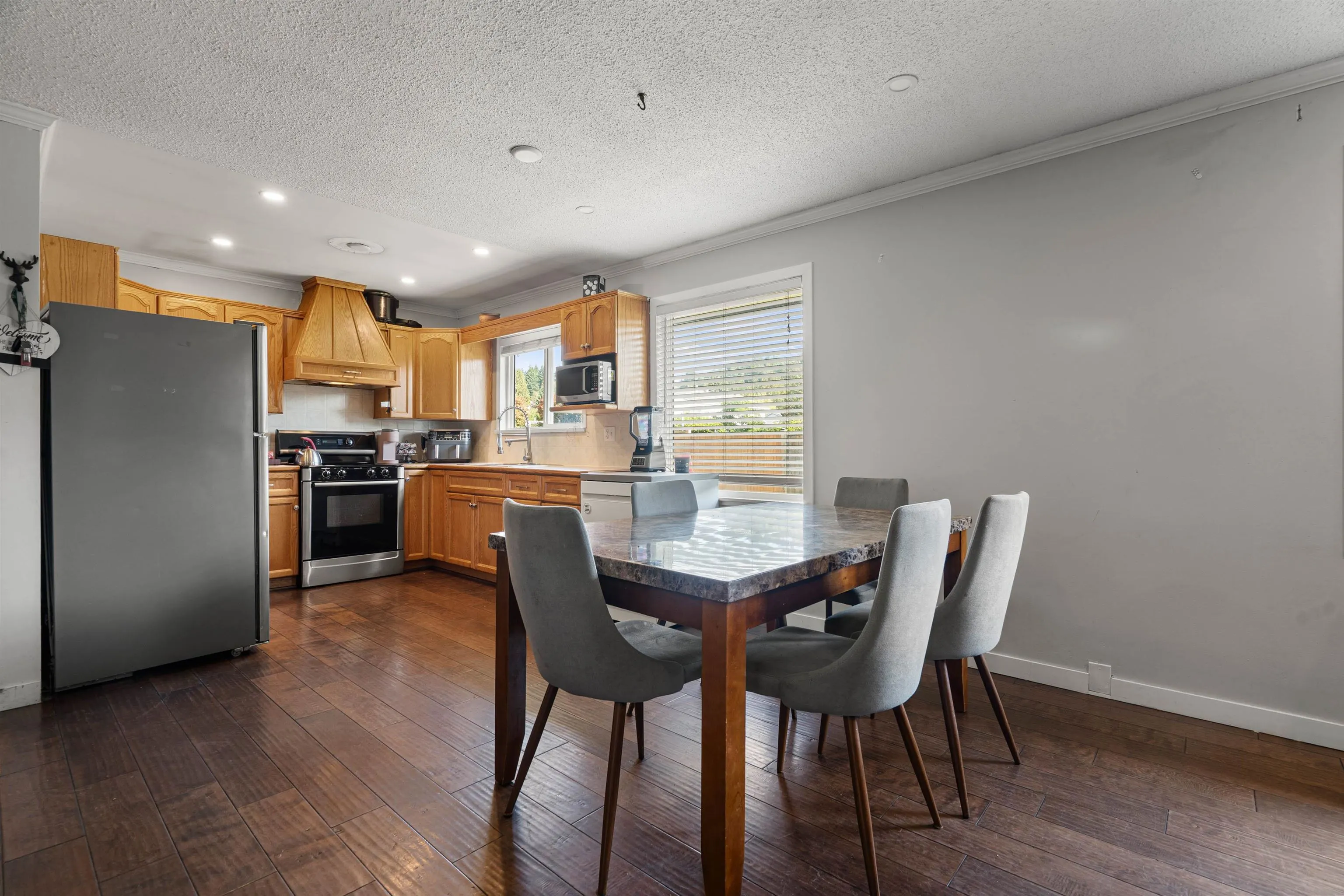 2751 Sandon Drive
