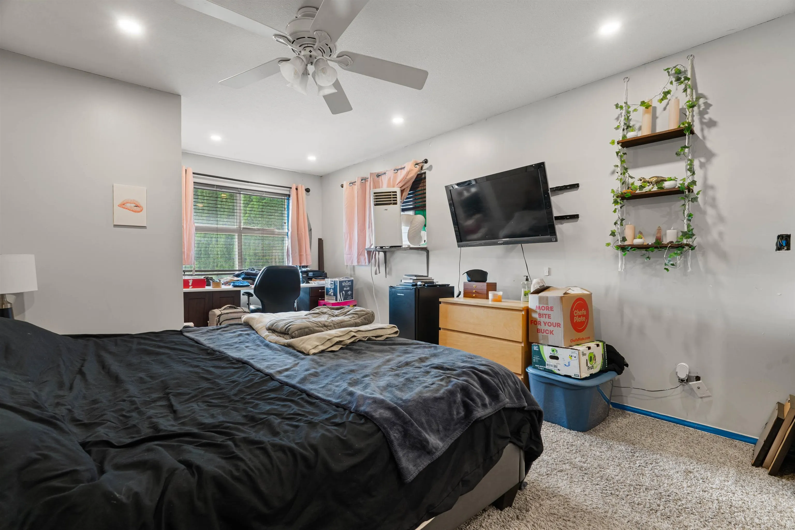 2751 Sandon Drive