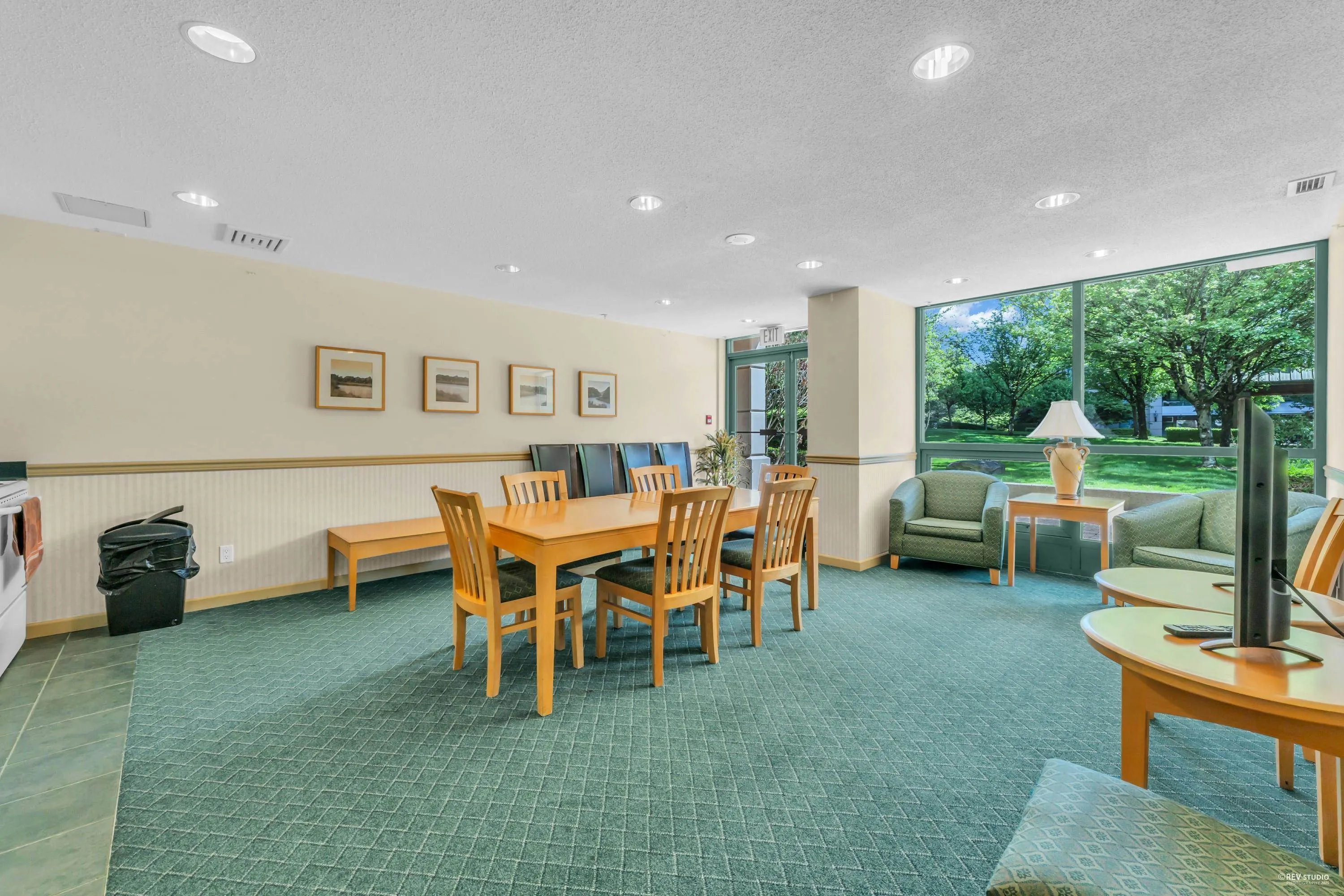 1104 6611 Southoaks Crescent