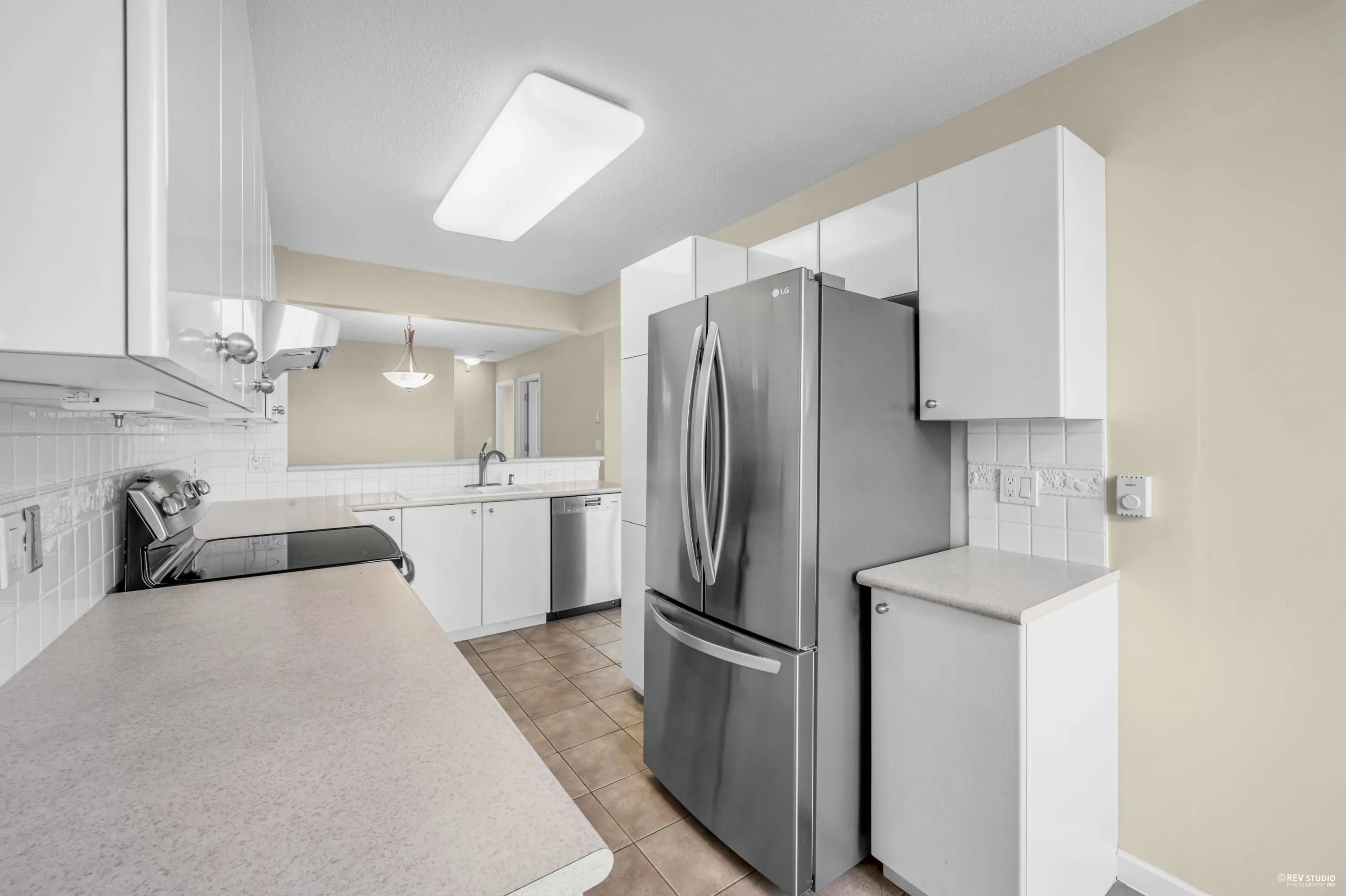 1104 6611 Southoaks Crescent