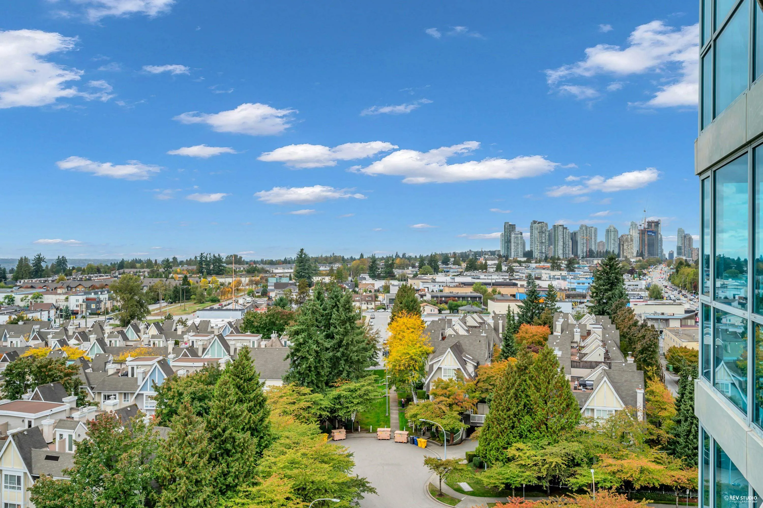 1104 6611 Southoaks Crescent