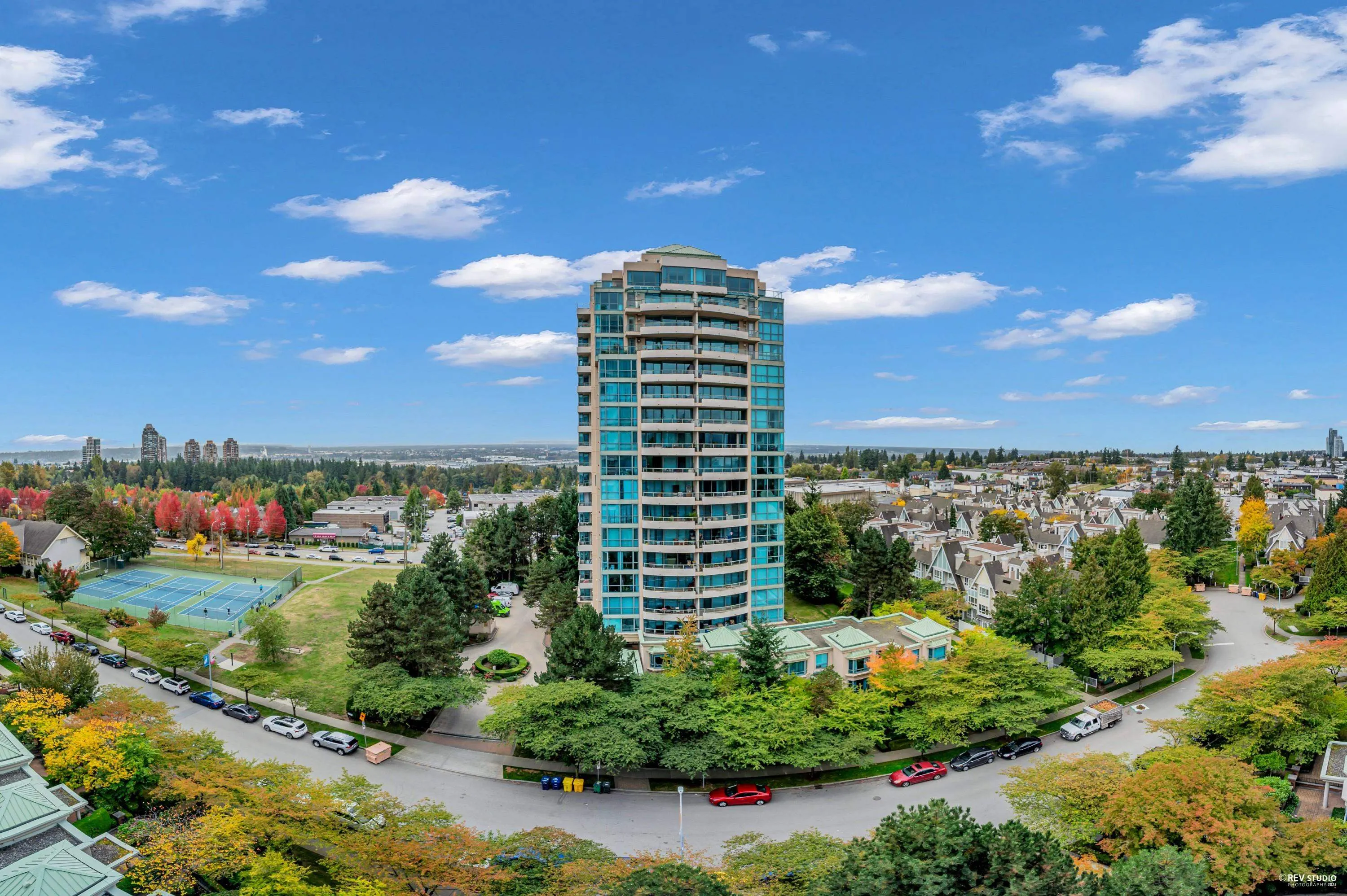1104 6611 Southoaks Crescent