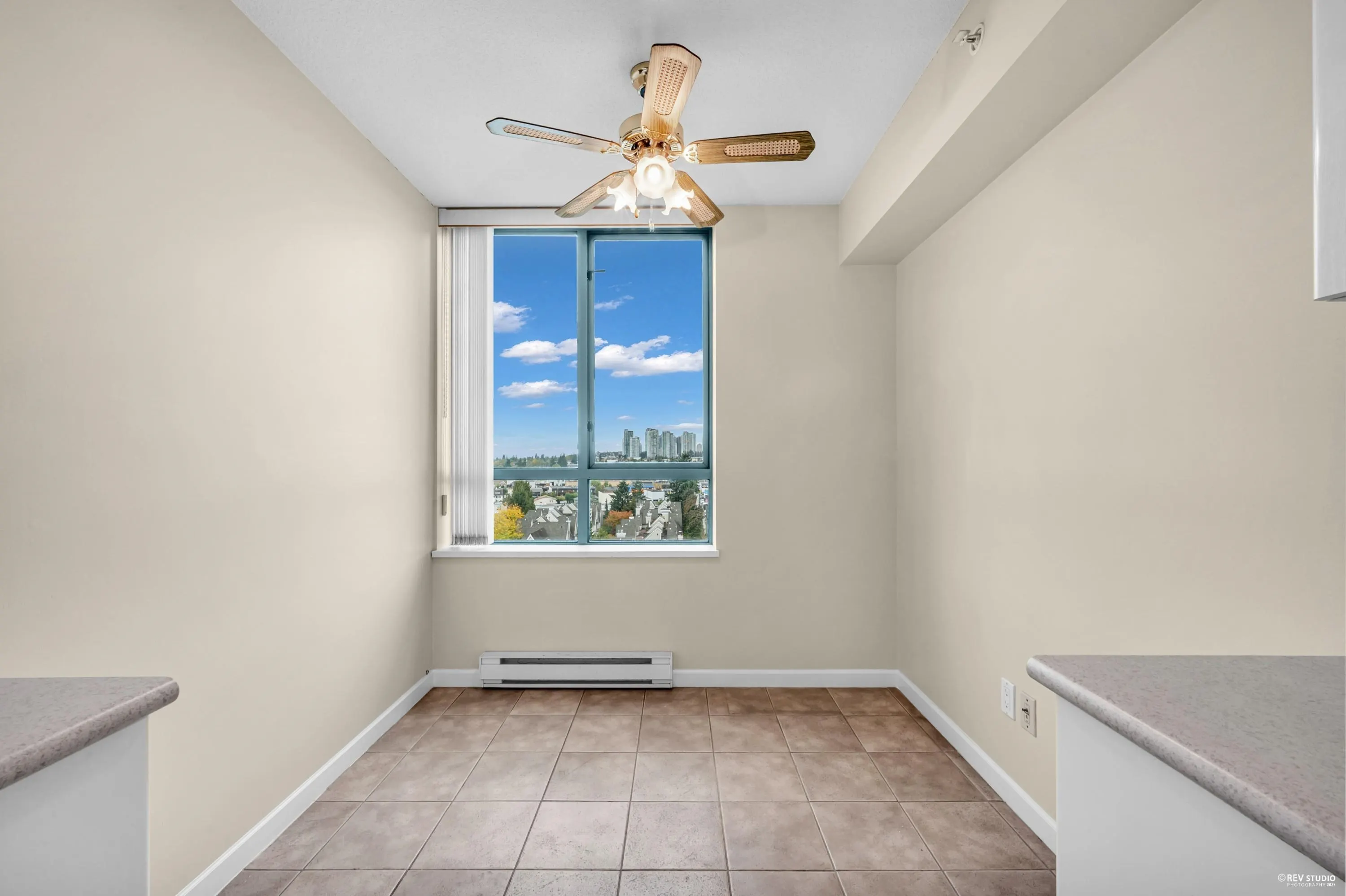 1104 6611 Southoaks Crescent