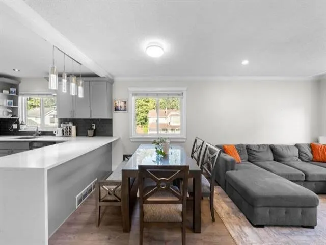 20709 120b Avenue