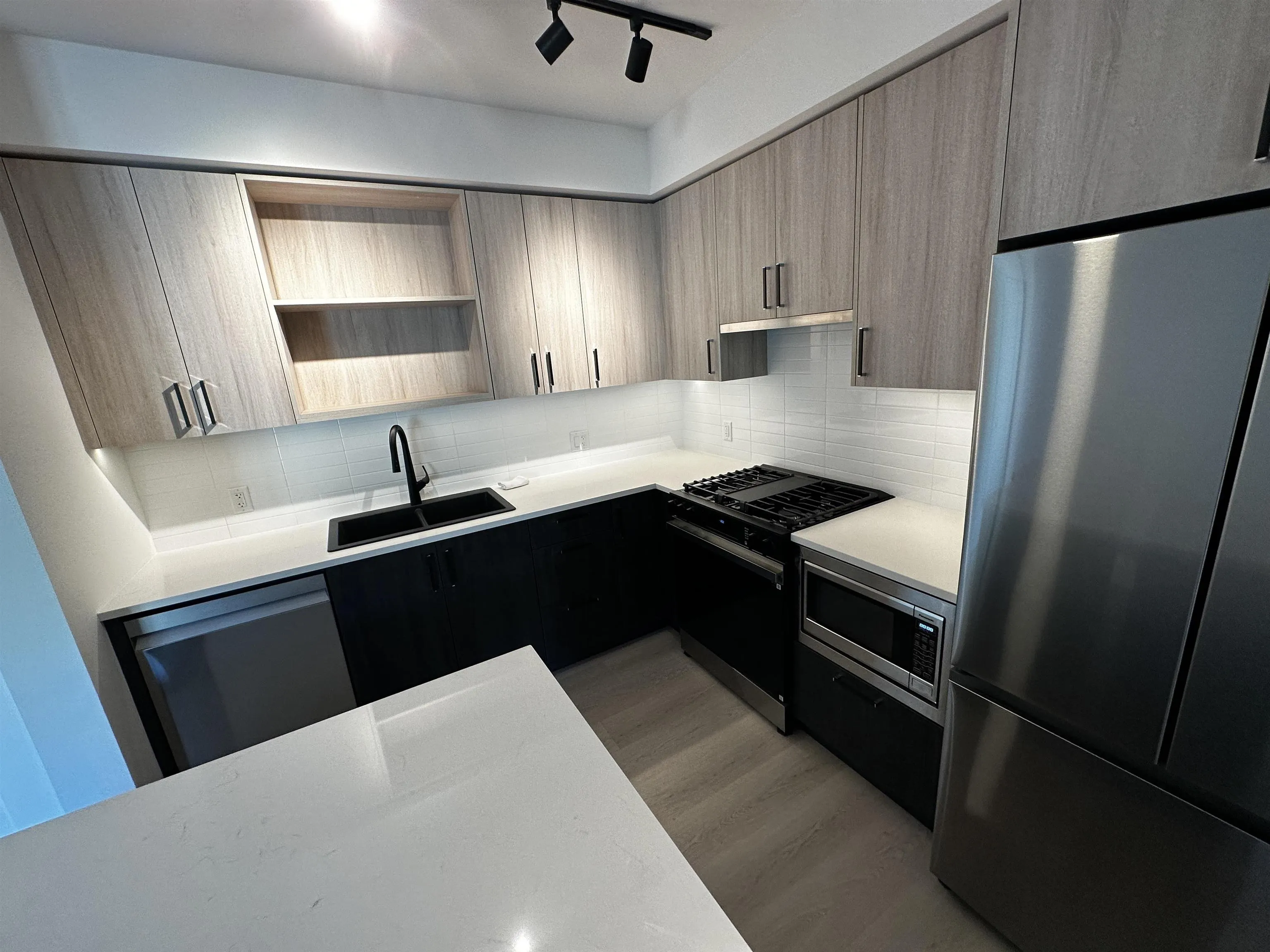 403 2002 Saint George Street