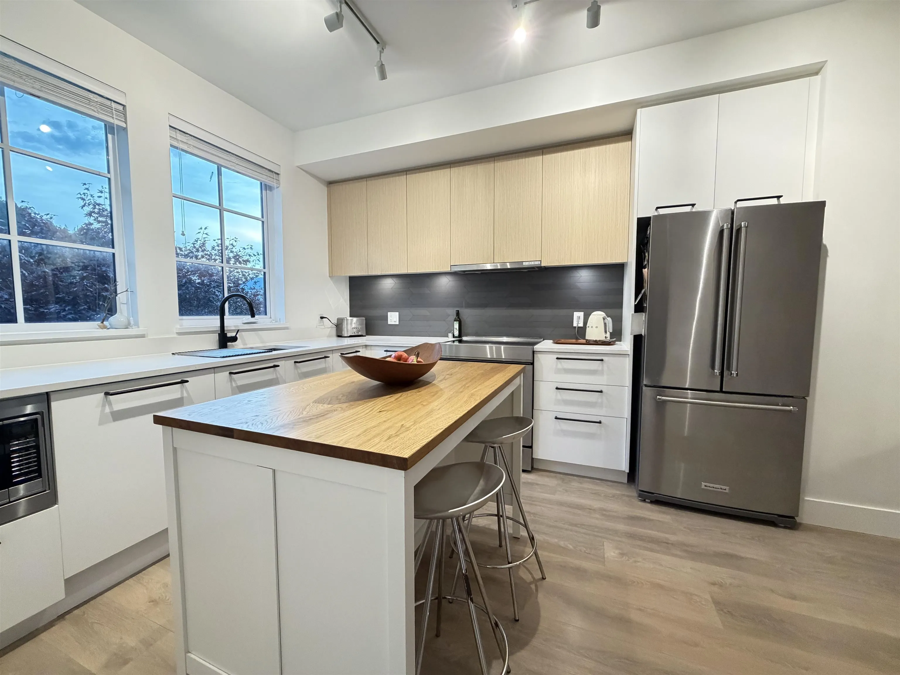 1358 Peakside Place