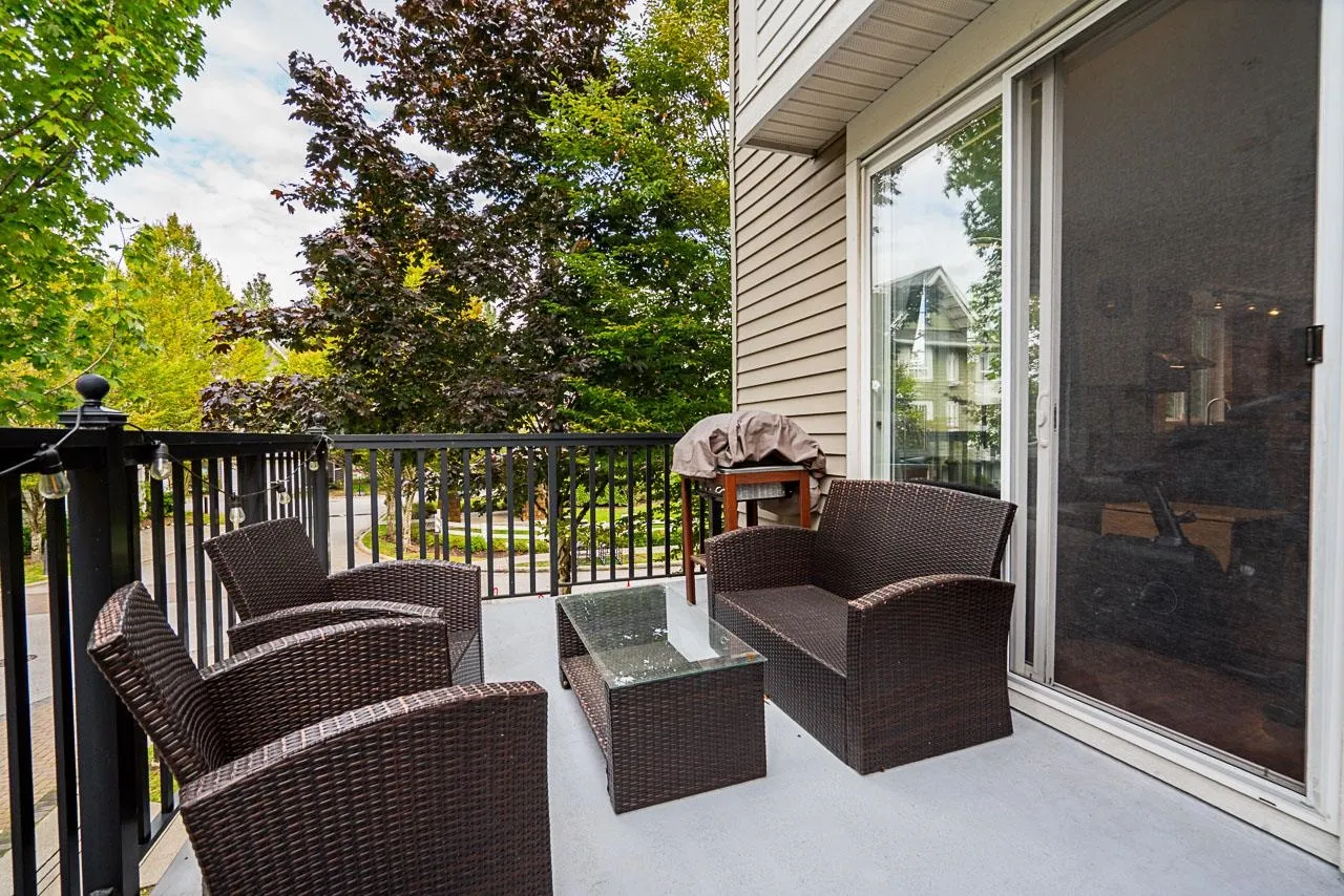 40 2418 Avon Place