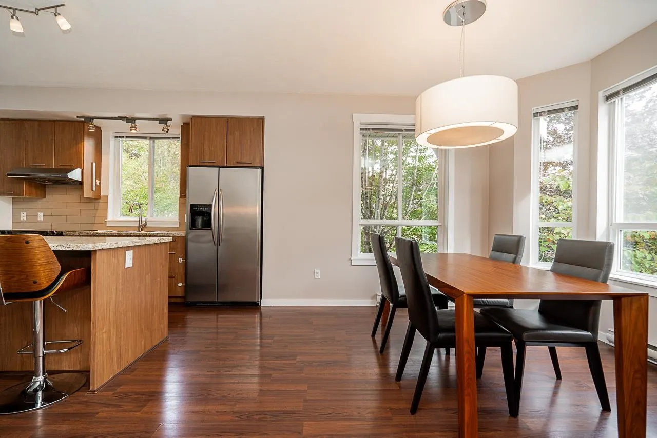 40 2418 Avon Place