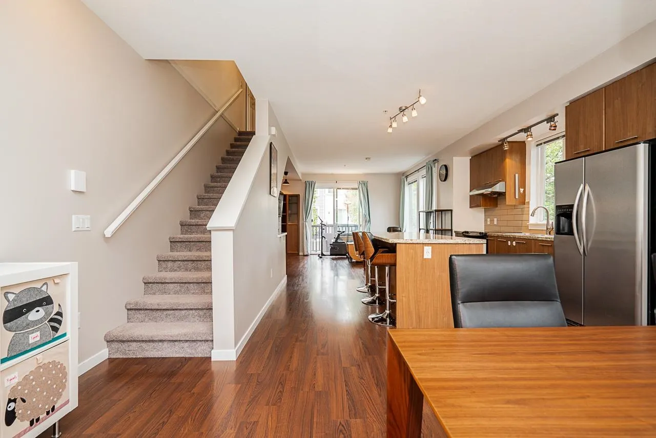 40 2418 Avon Place