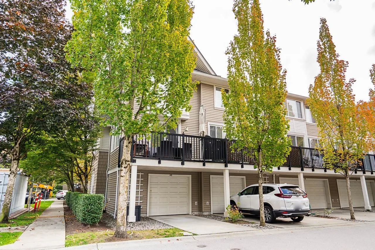 40 2418 Avon Place
