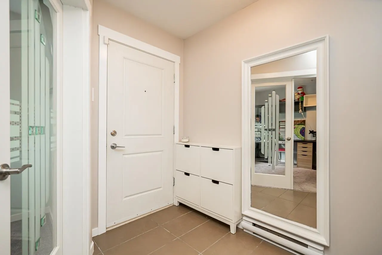 40 2418 Avon Place