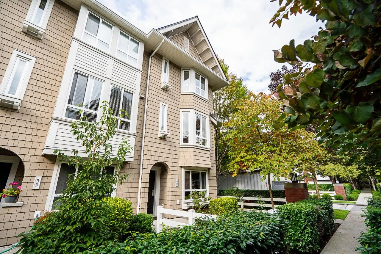 40 2418 Avon Place