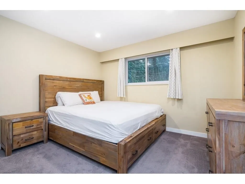 3228 Cedar Drive