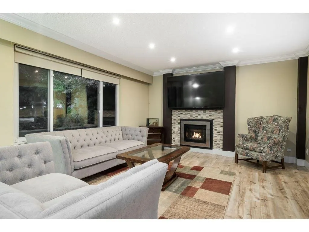 3228 Cedar Drive