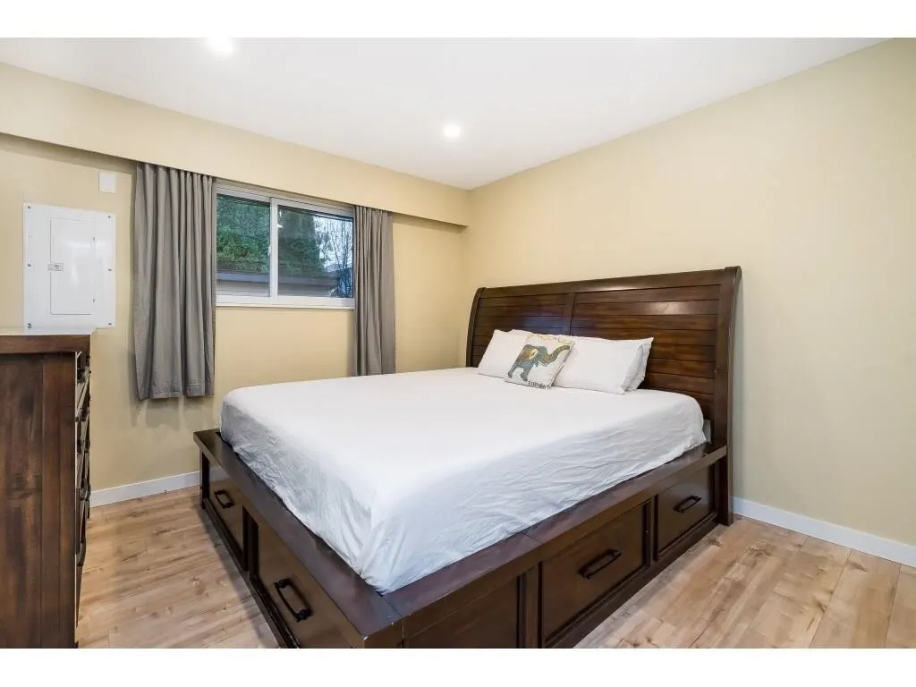 3228 Cedar Drive