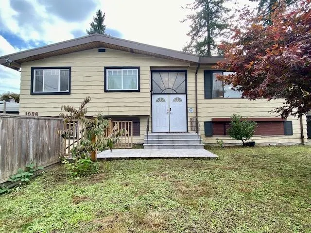 1036 Como Lake Avenue