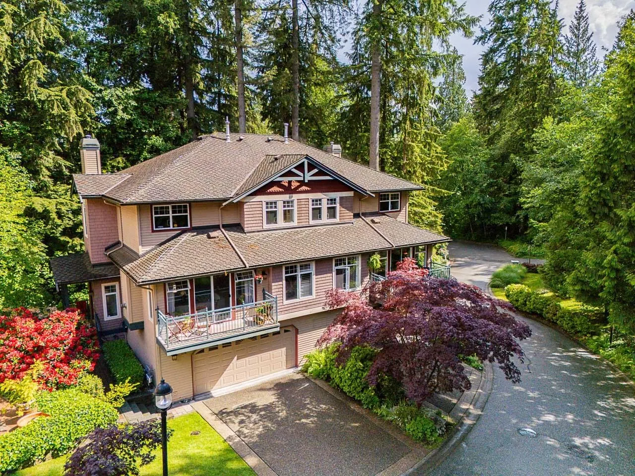 1174 Strathaven Drive