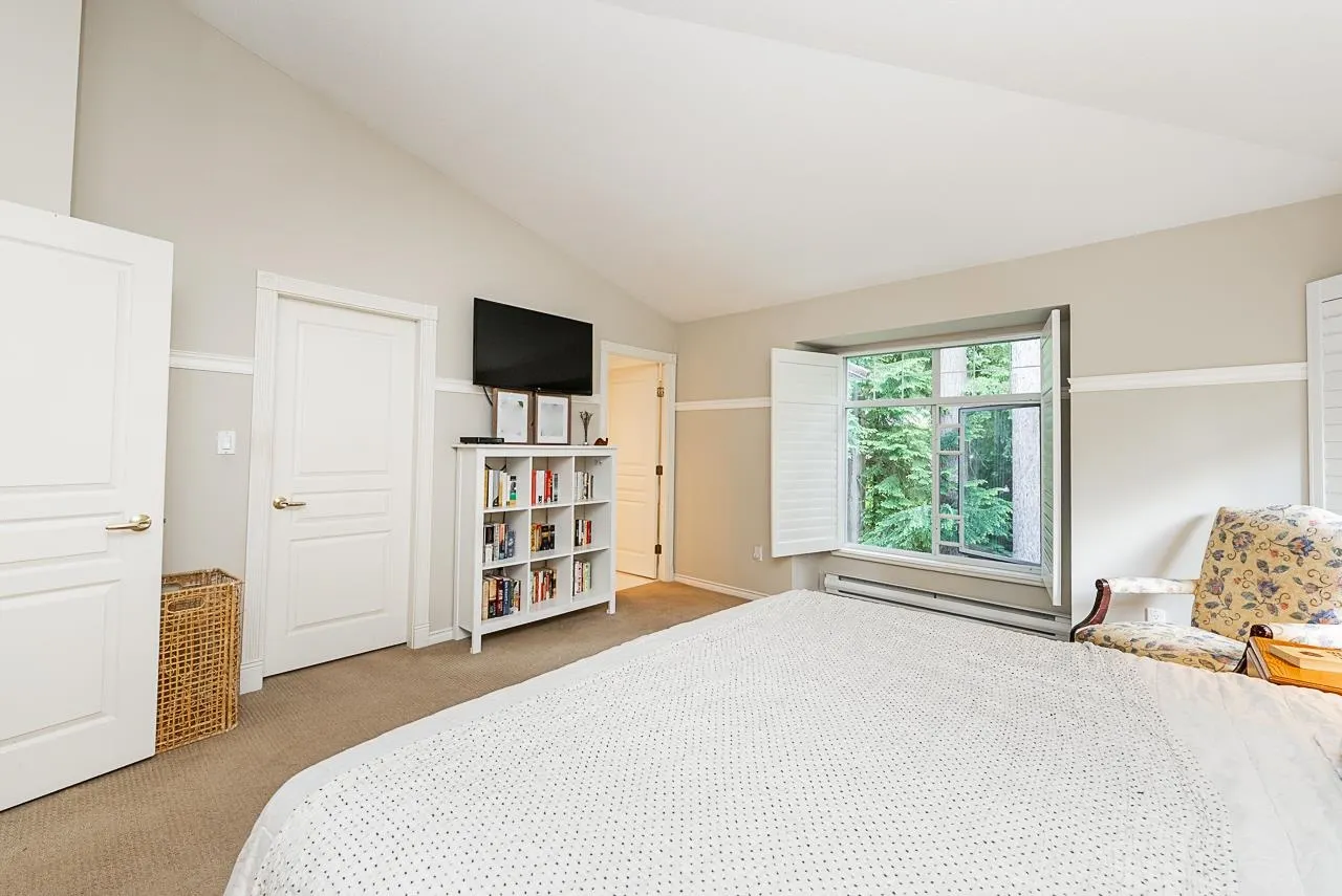1174 Strathaven Drive