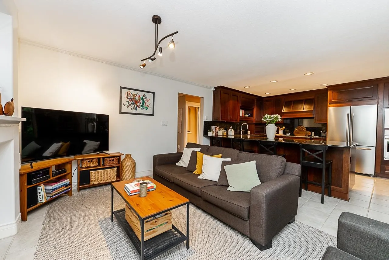 1174 Strathaven Drive