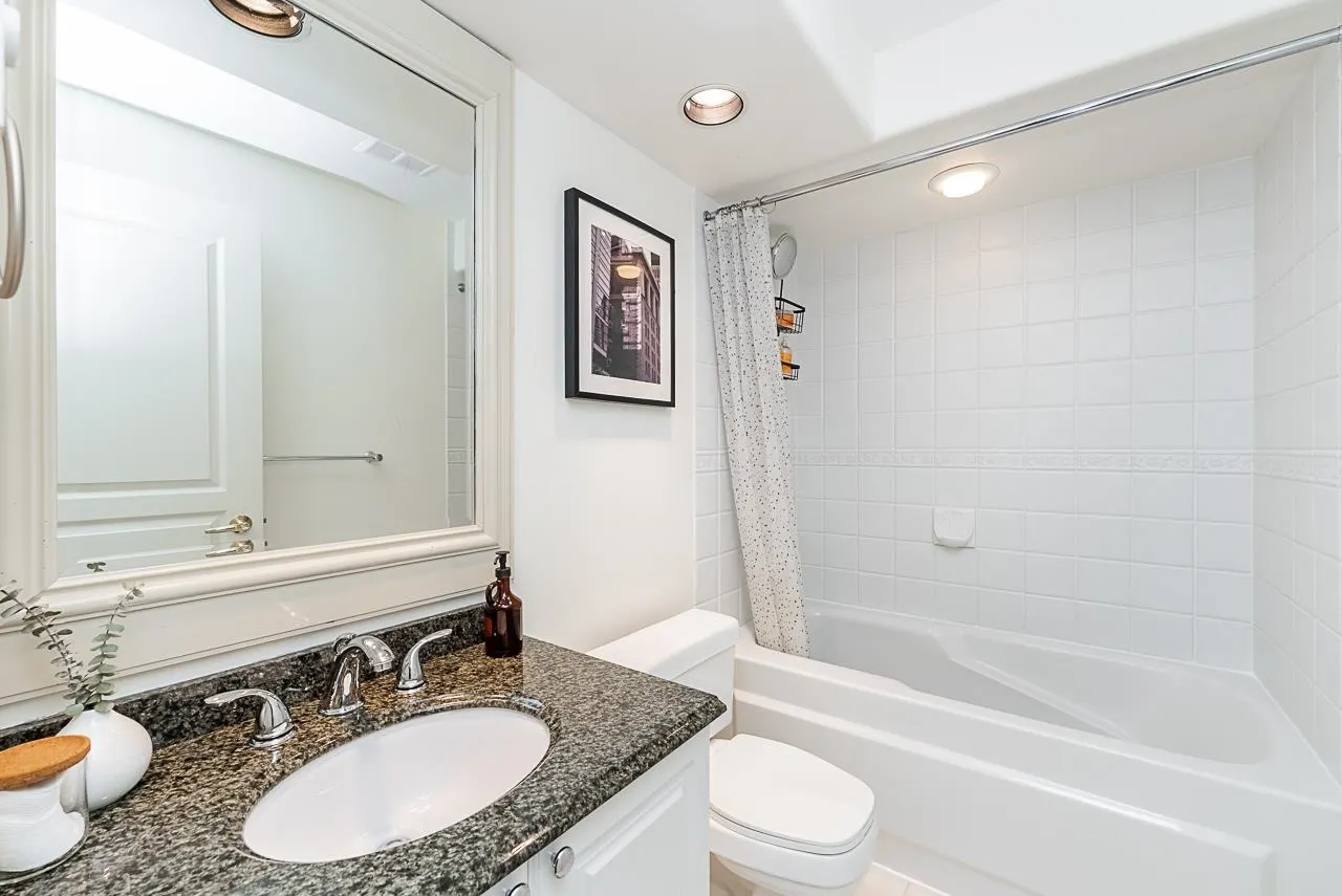 1174 Strathaven Drive