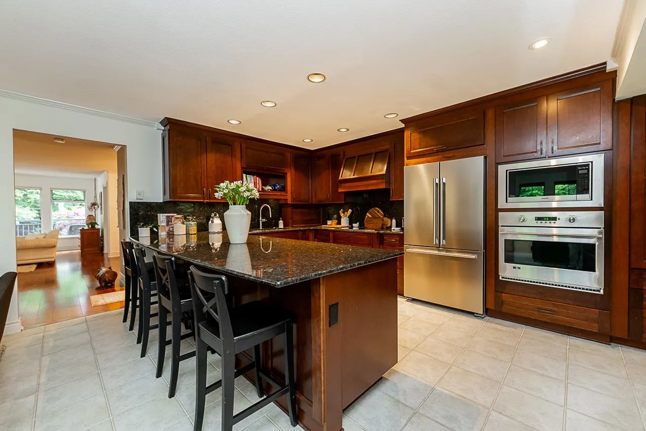 1174 Strathaven Drive