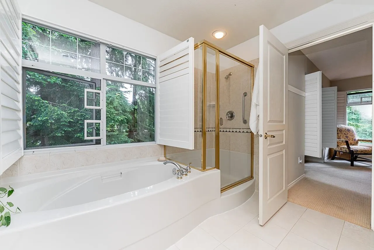 1174 Strathaven Drive