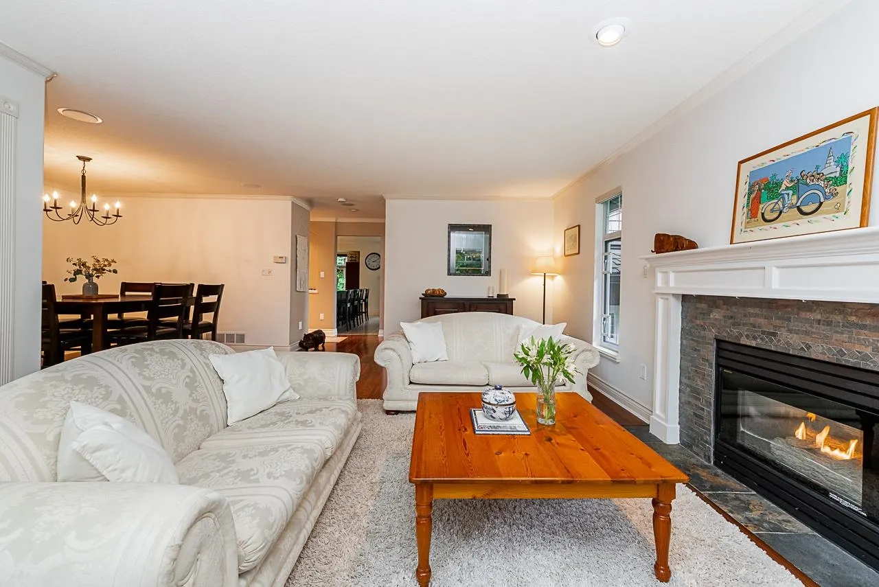 1174 Strathaven Drive