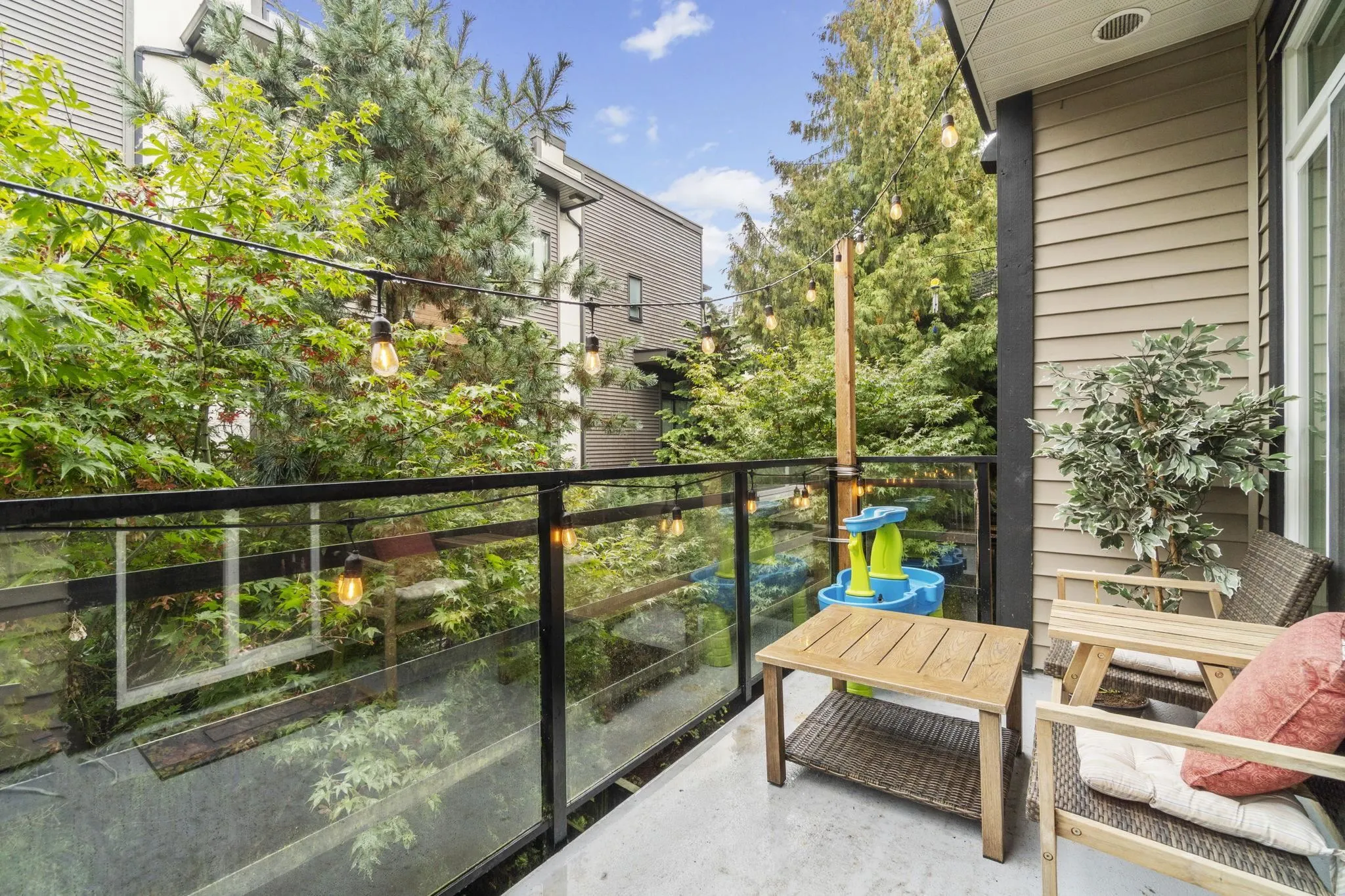 41 20857 77a Avenue
