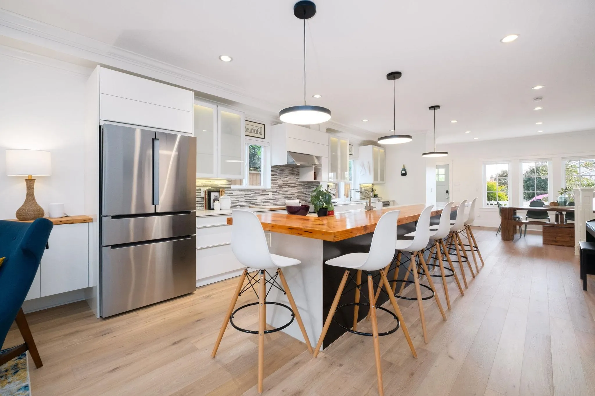 308 E 9th Street
