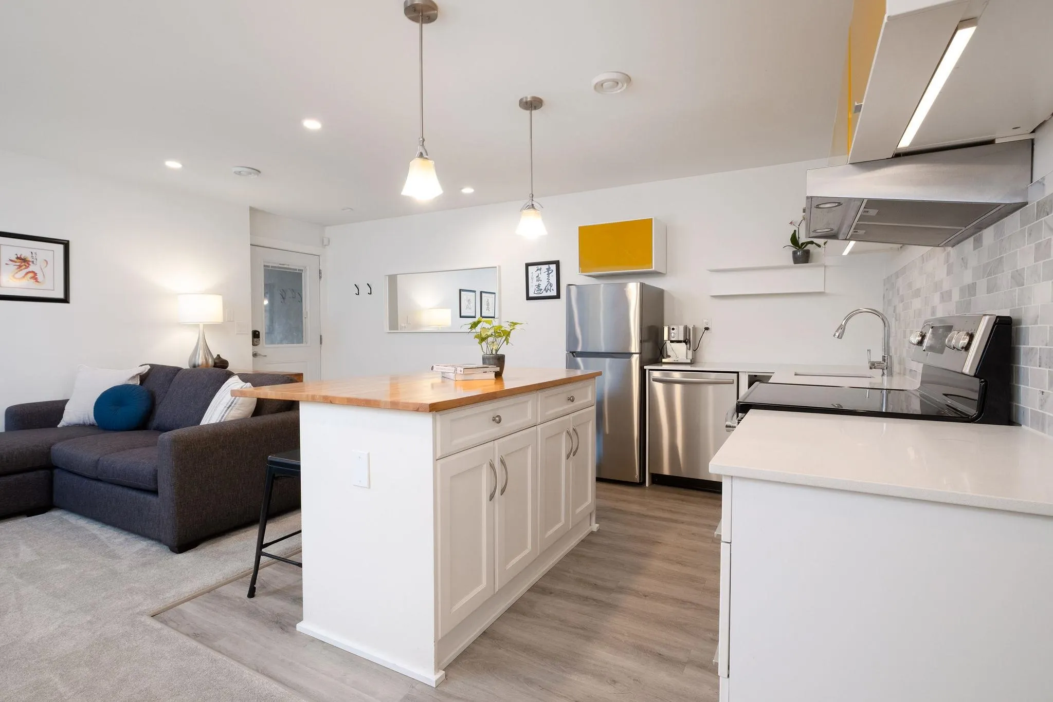 308 E 9th Street