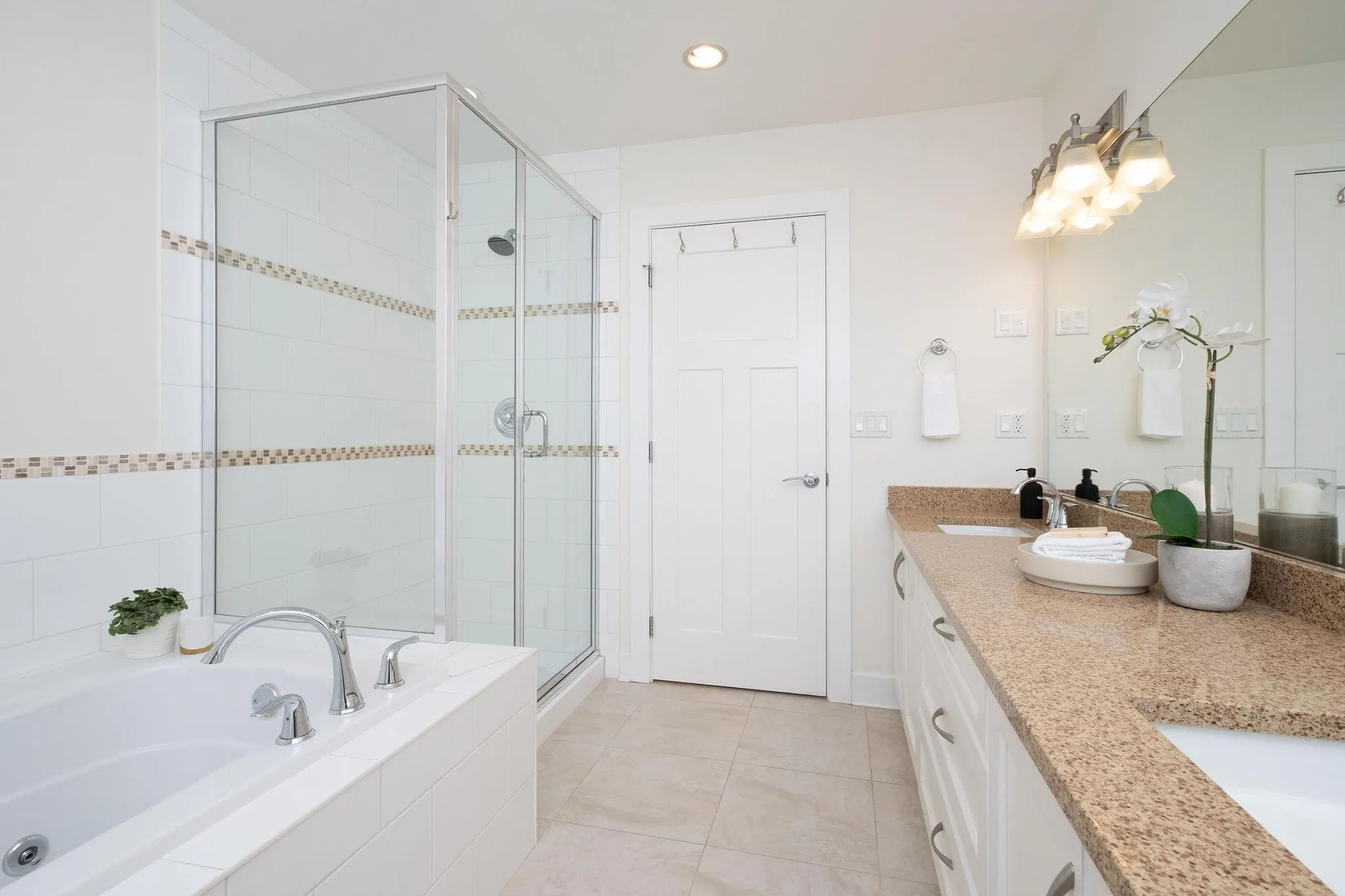308 E 9th Street