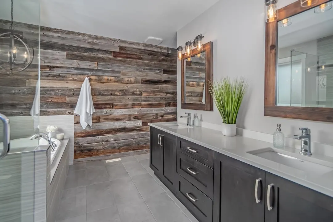 35588 Angus Crescent