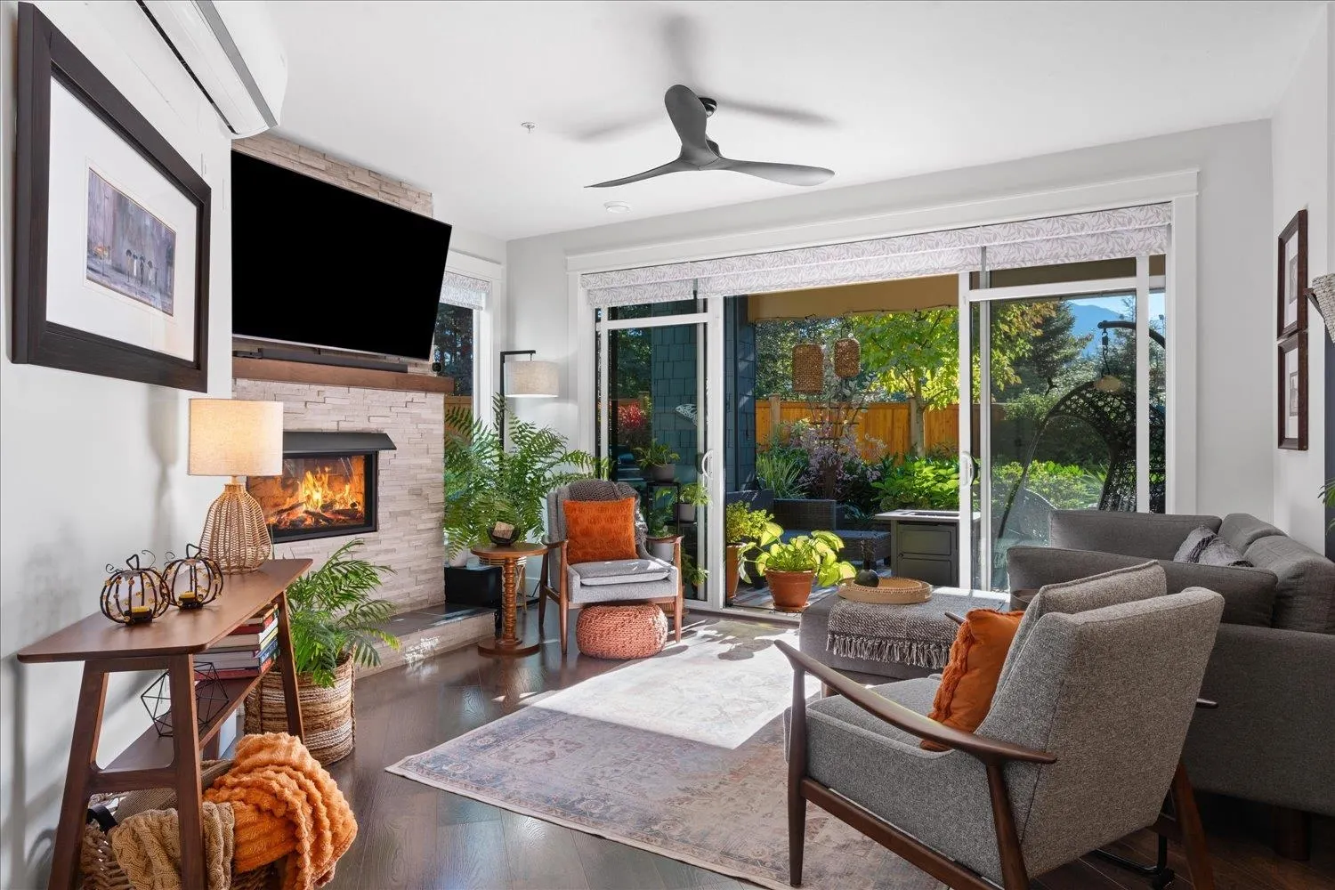 104 5380 Tyee Lane