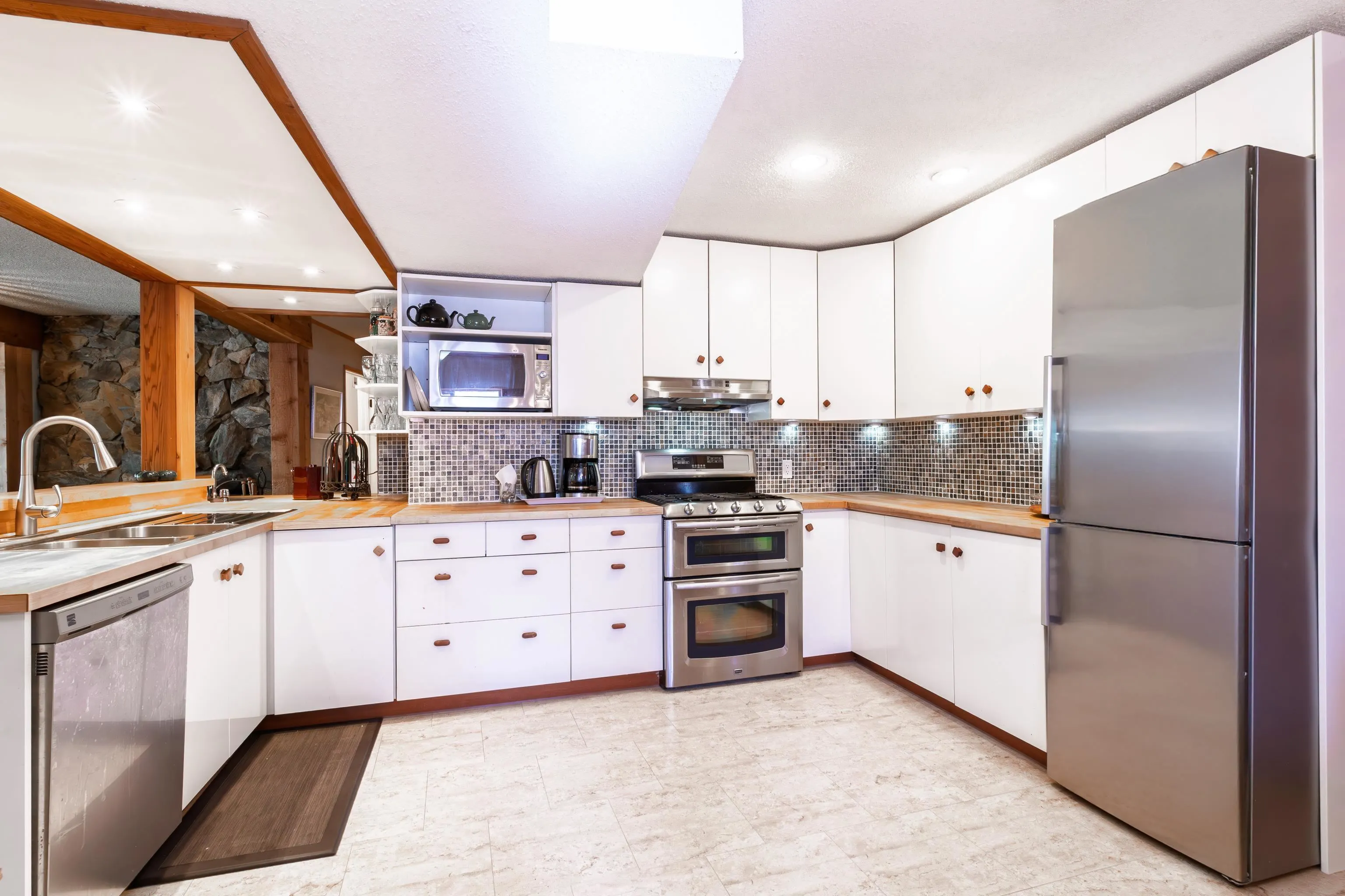 1496 Mary Hill Lane